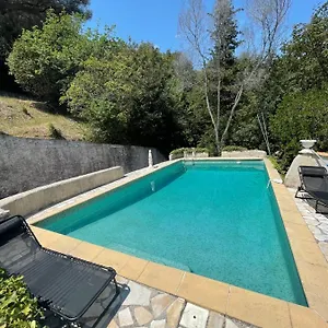 En Bas De Avec Piscine Proche Bord De Appartement Cagnes-sur-Mer